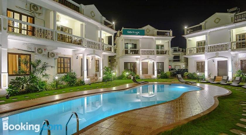 FabEscape Park Villa Resort