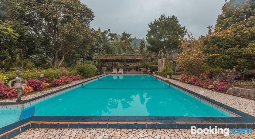 SPOT ON 2642 Villa Paul