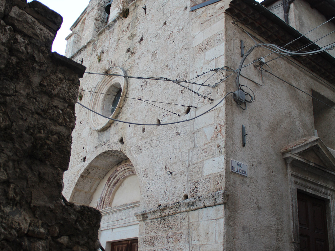 Borgo Fortificato-Castelvecchio Calvisio必去景点