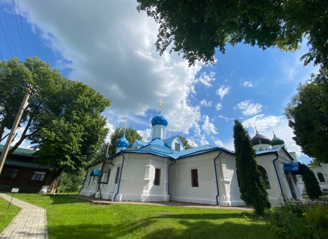 Church Vvedeniya vo Khram Presvyatoi Bogoroditsy景点图片