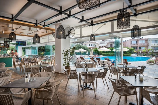 Atrion Resort Hotel主图