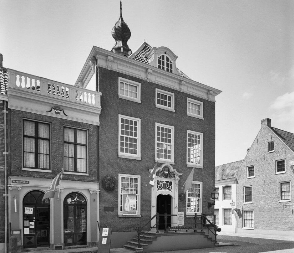 Raadhuis Buren (1555-1985)景点图片