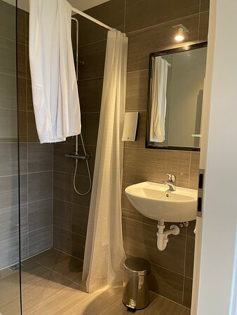 瑟尔杰维利酒店主图