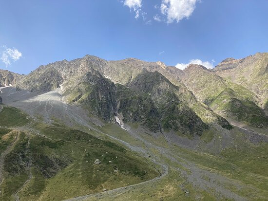 Lac de Badet-Aragnouet必去景点