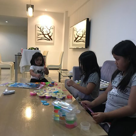 里卡士广场公寓酒店主图