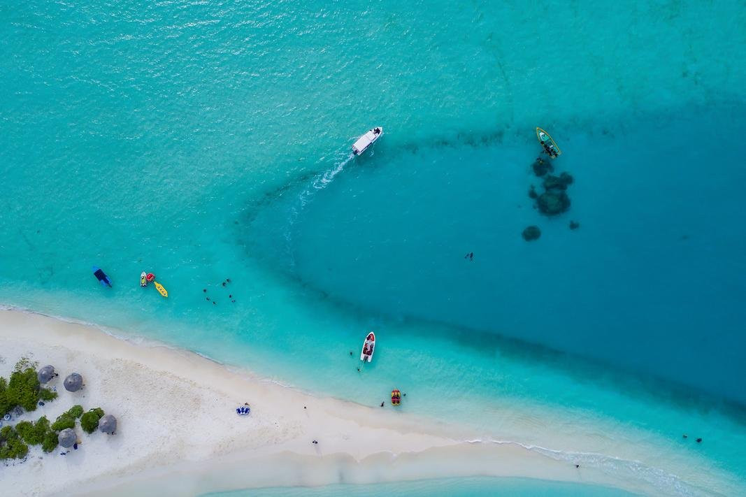 Islandii.com-胡鲁马累必去景点