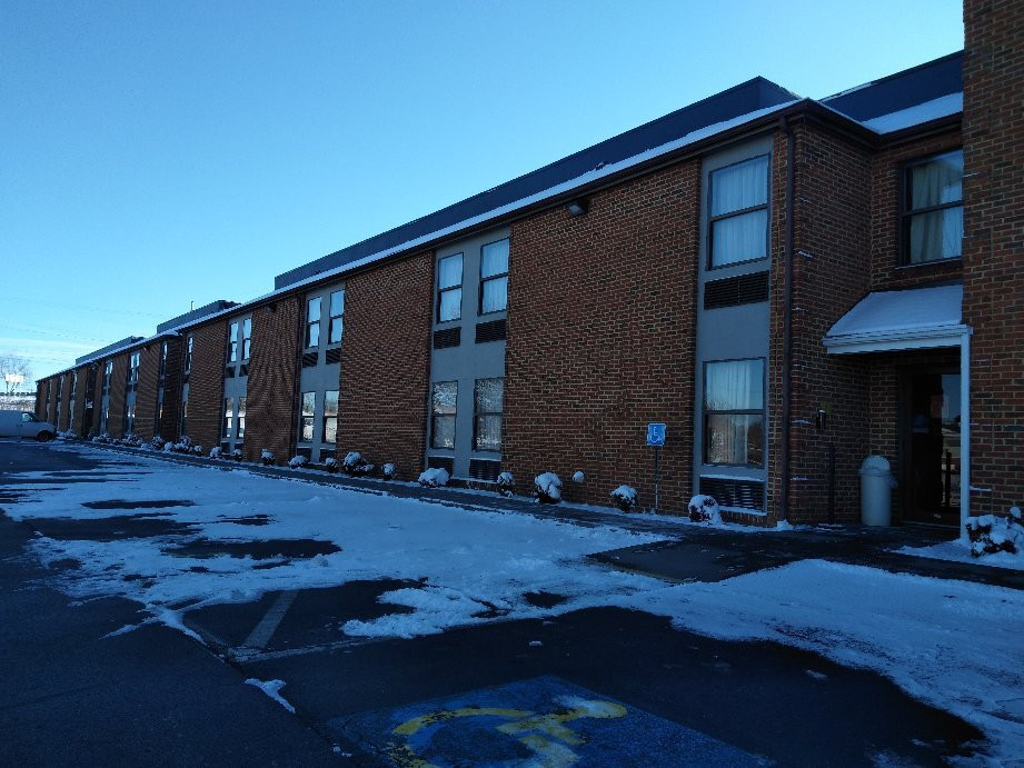 Spark by Hilton Abingdon I-81 near Fairgrounds主图