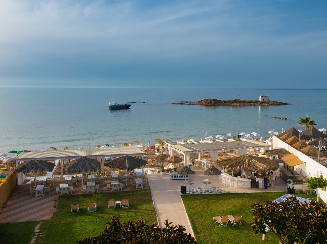 Nisos Beach Bar & Restaurant