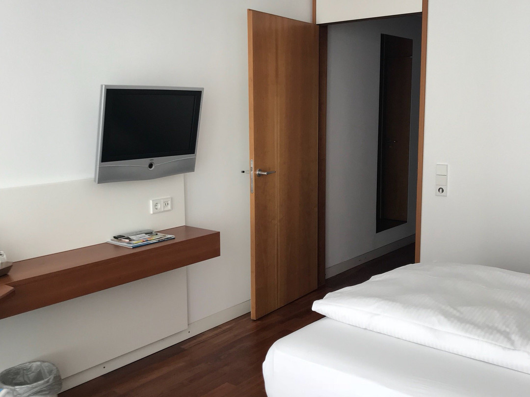 奥贝斯赫瓦比斯赫尔酒店主图