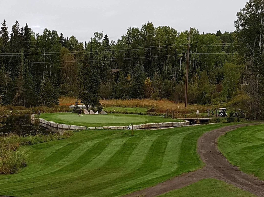 Emerald Greens Golf Course & Driving Range-桑德贝必去景点