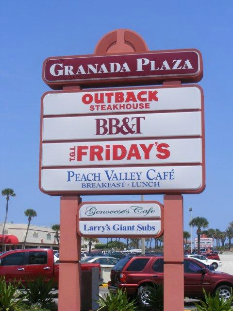 Granada Plaza-奥蒙德海滩必去景点