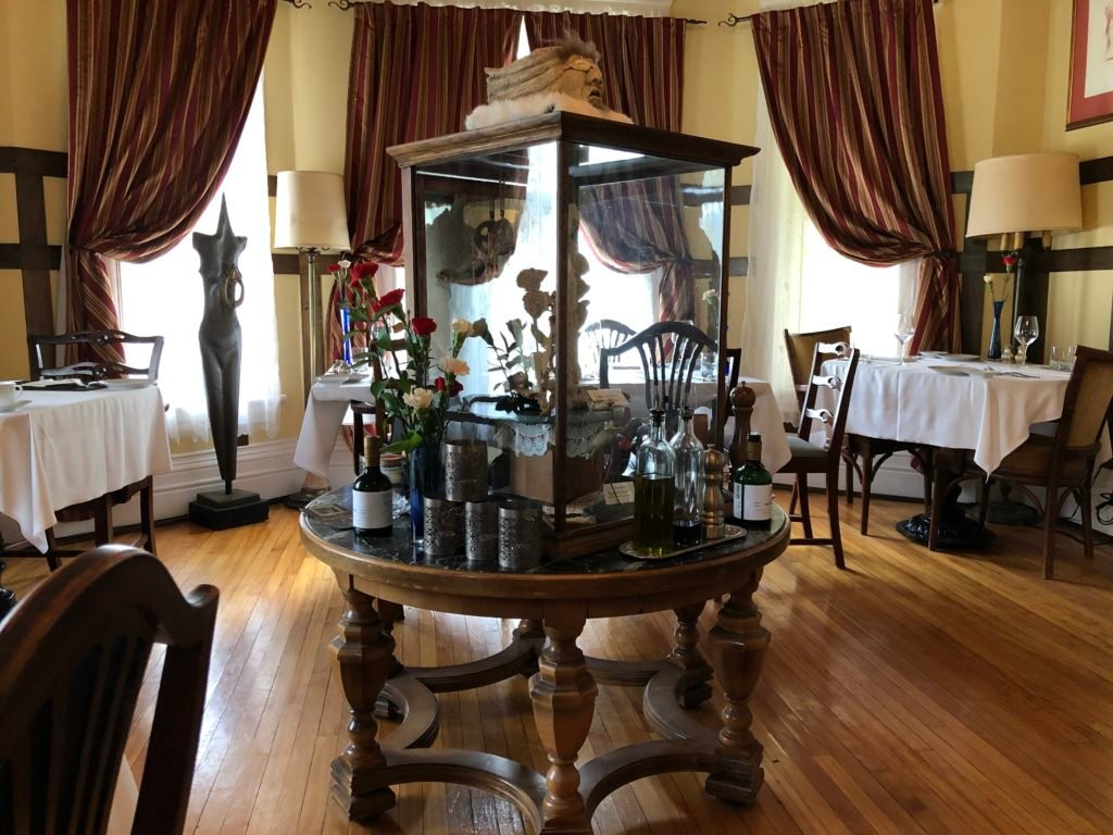 Marmora And Lake Inn B&B主图