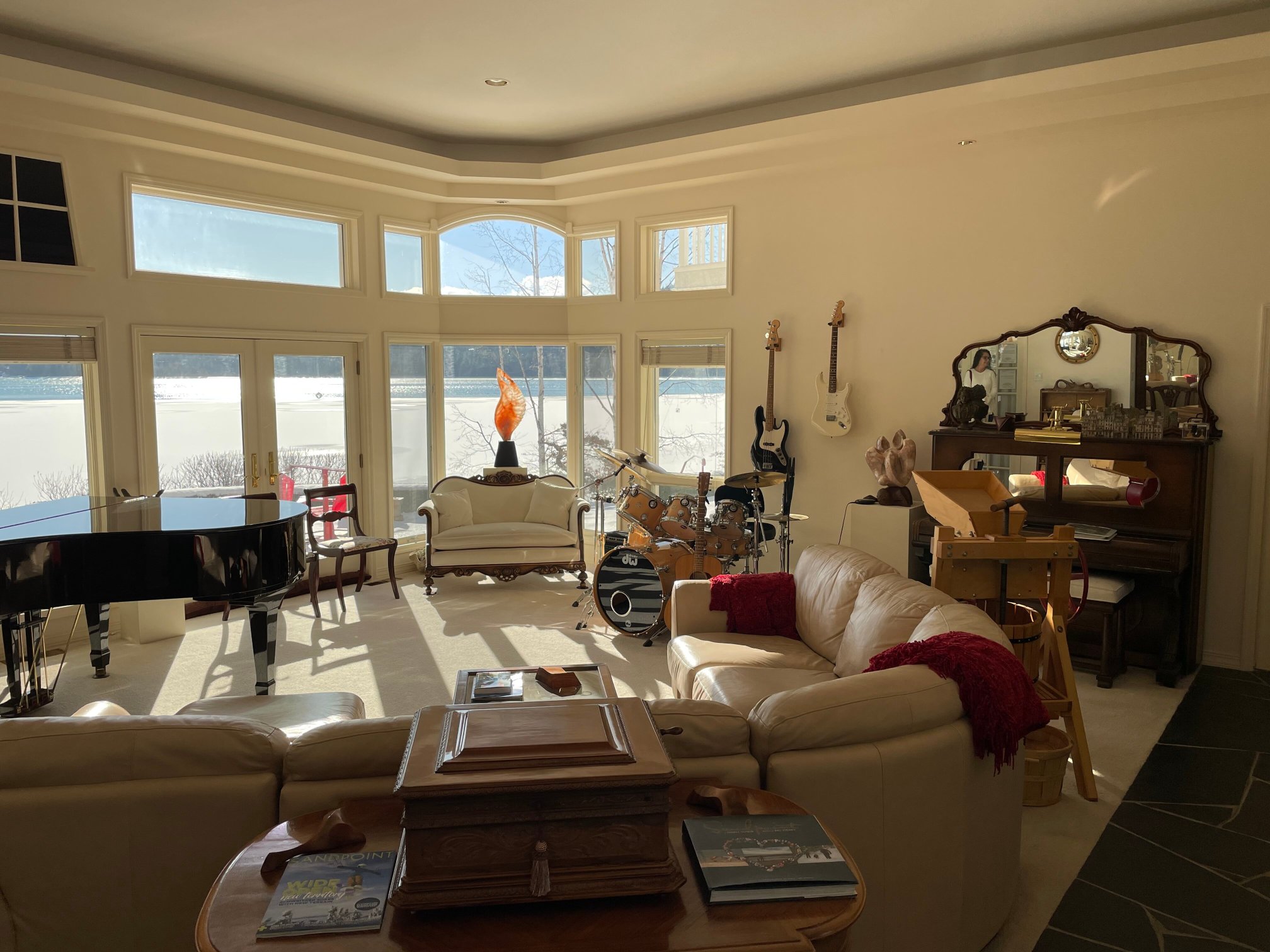 EstateOnTheLakeBandB.com-浴室