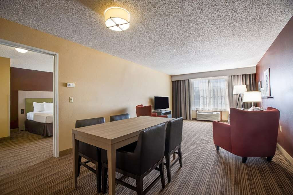 Comfort Inn & Suites St. Paul Northeast主图