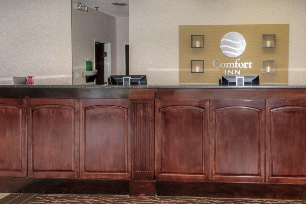 Comfort Inn Marion Near Downtown & Blue Ridge Pkwy-官方