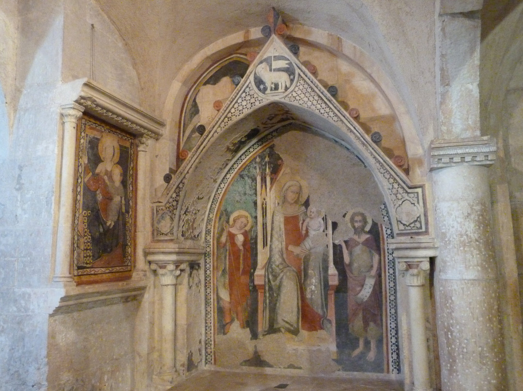 Cattedrale di San Panfilo-苏尔莫纳必去景点