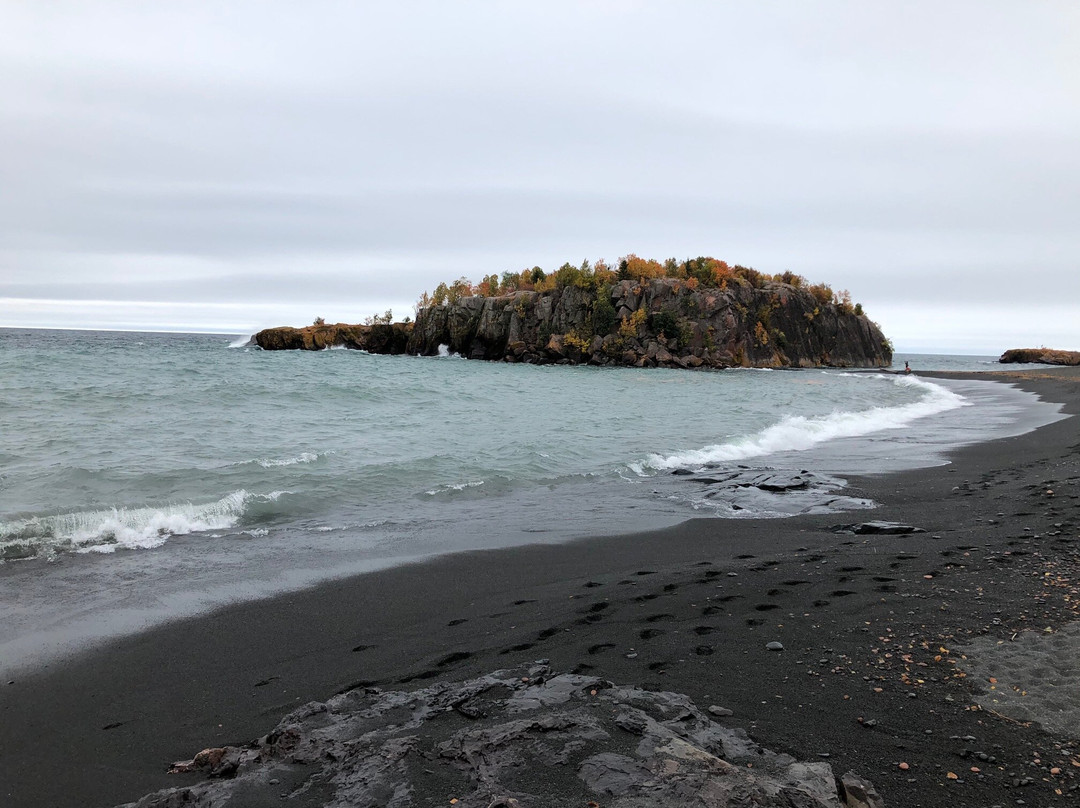 Black Beach景点图片