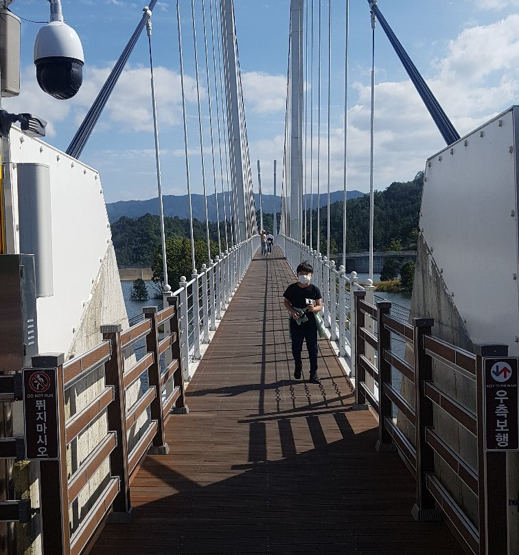 Buhang Dam Suspension Bridge-金泉市必去景点