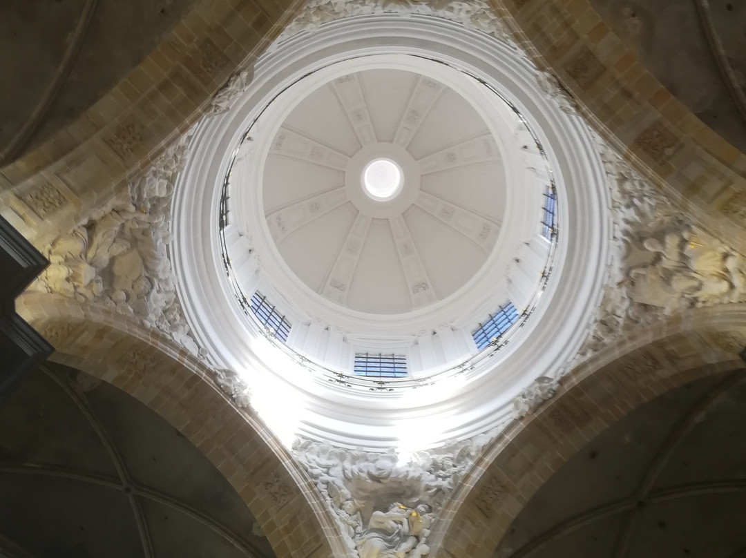 Onze-lieve-vrouw Sint-pieterskerk-根特必去景点