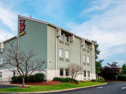 波士顿洛根红顶Plus酒店主图