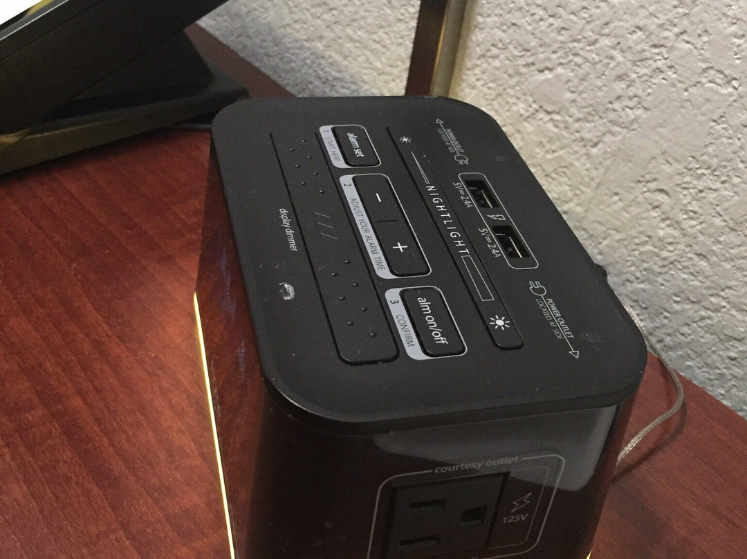 贝克利希尔顿恒庭酒店主图