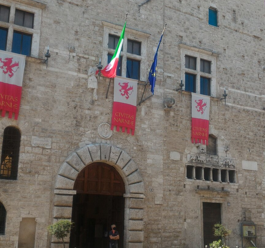 Piazza dei Priori景点图片