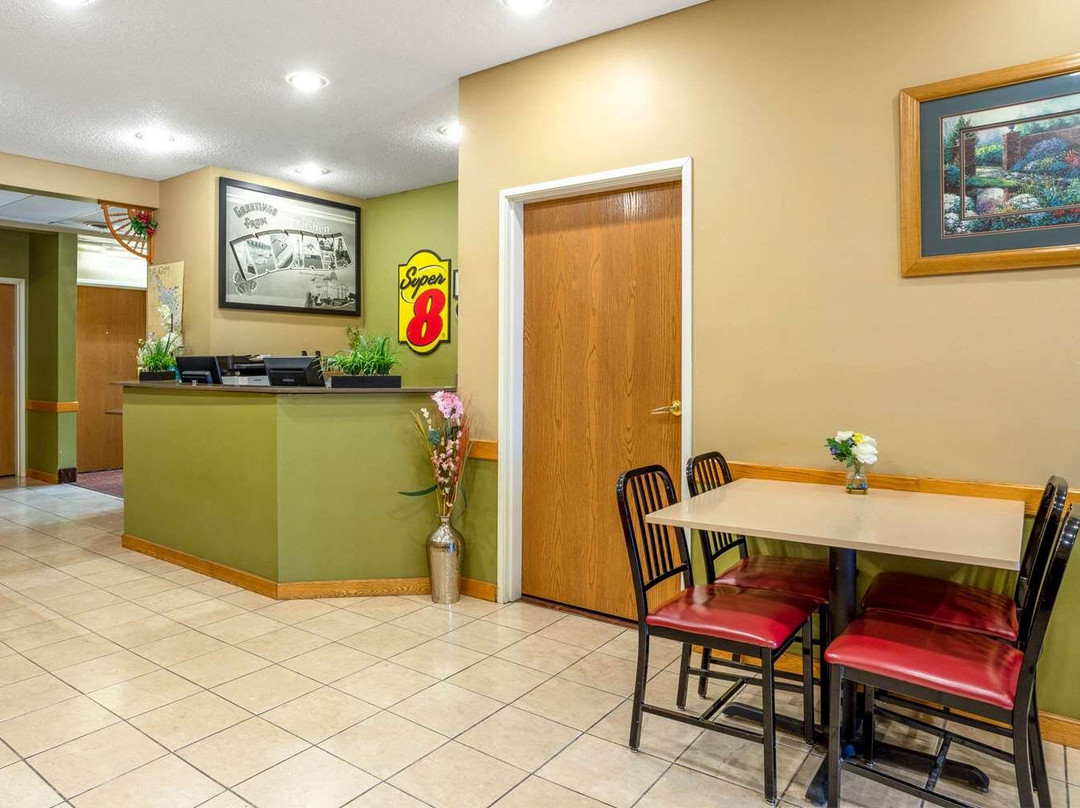 Super 8 by Wyndham Goshen主图