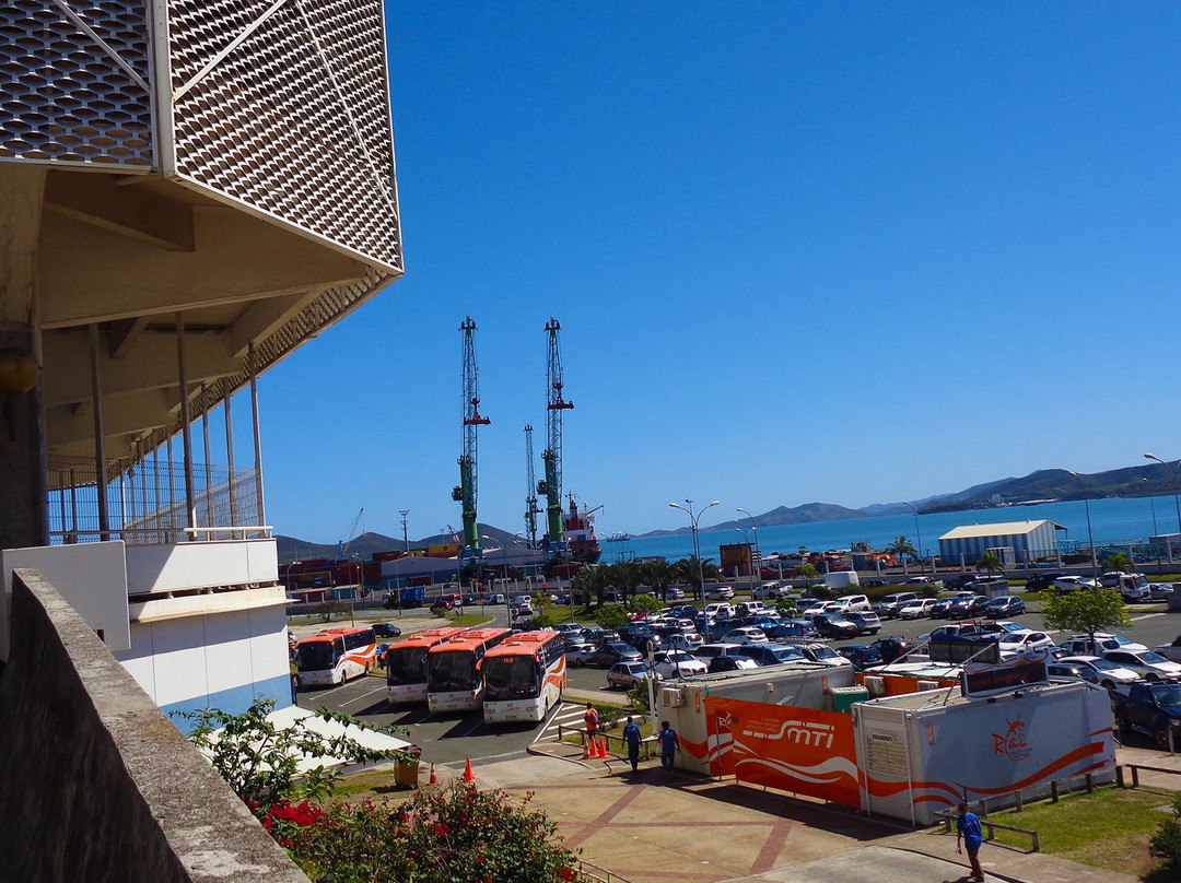 Karuia Bus-努美阿必去景点