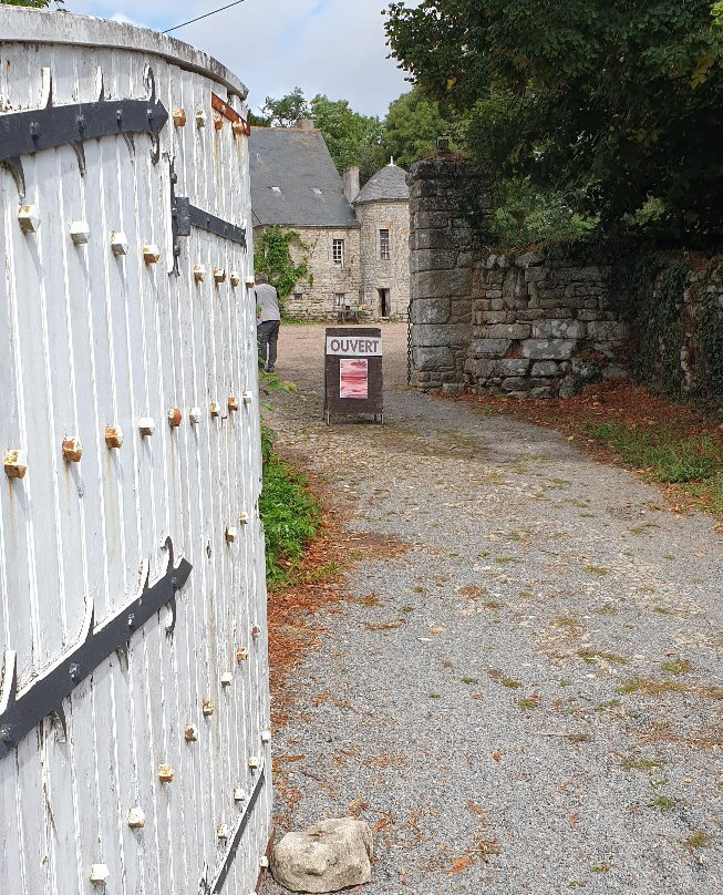 Château de Careil景点图片