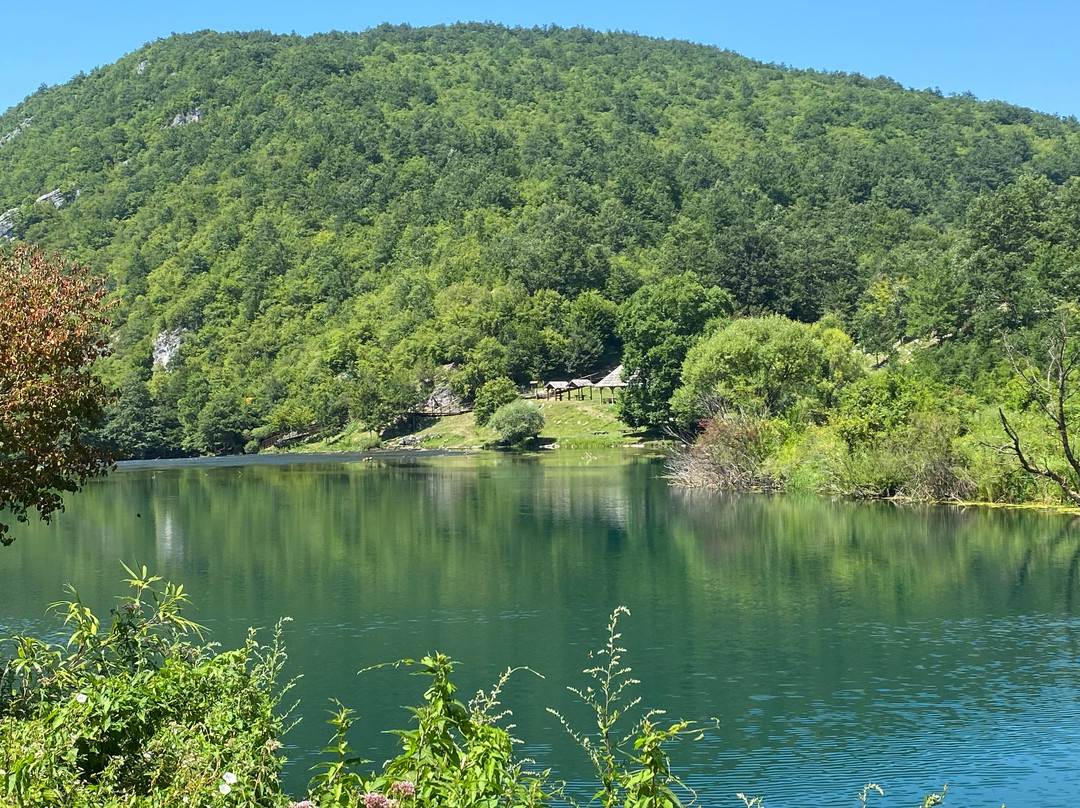 Una Mamea Park-Donji Lapac必去景点