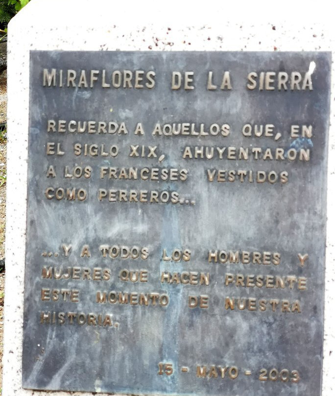Monumento al Perrero景点图片