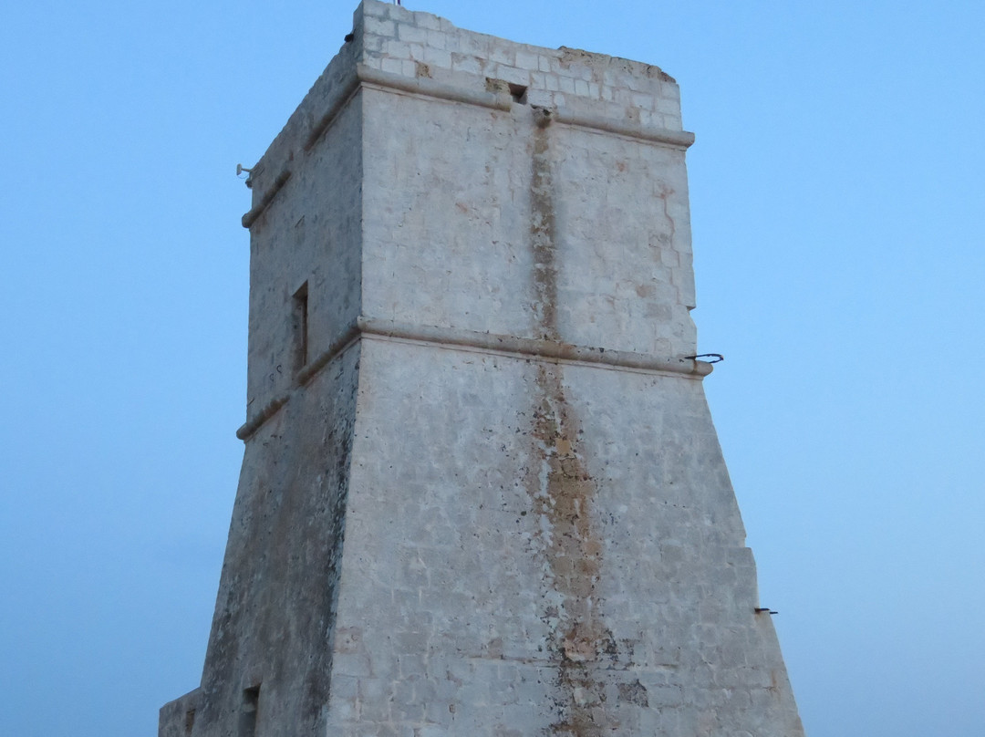 Ghajn Tuffieha Tower-梅雷赫必去景点