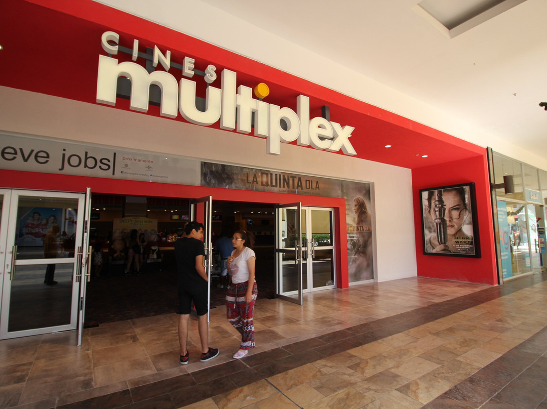 Cines Multiplex Palmas del Pilar-Pilar必去景点