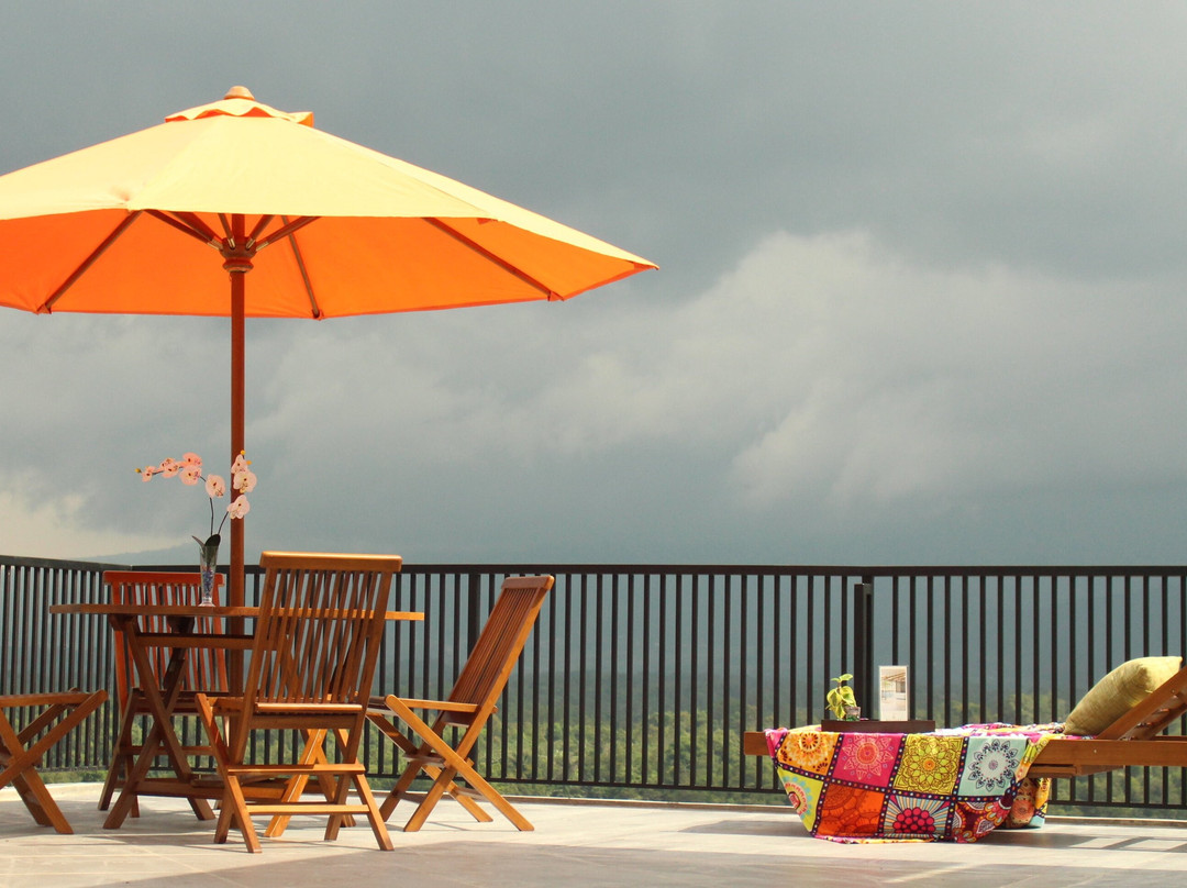 The Balcone Hotel & Resort Bukittinggi主图