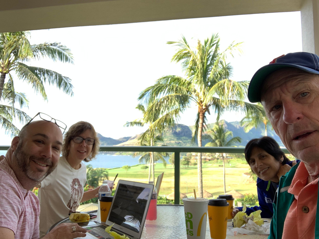 考艾礁湖万豪酒店主图