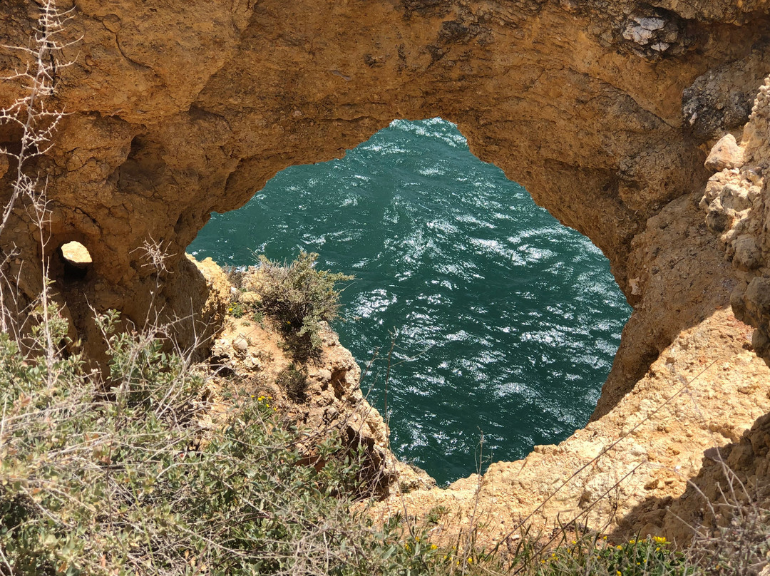 Ponta do Altar Lighthouse景点图片