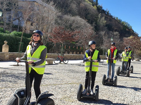 Granada Alternativa-格拉纳达必去景点