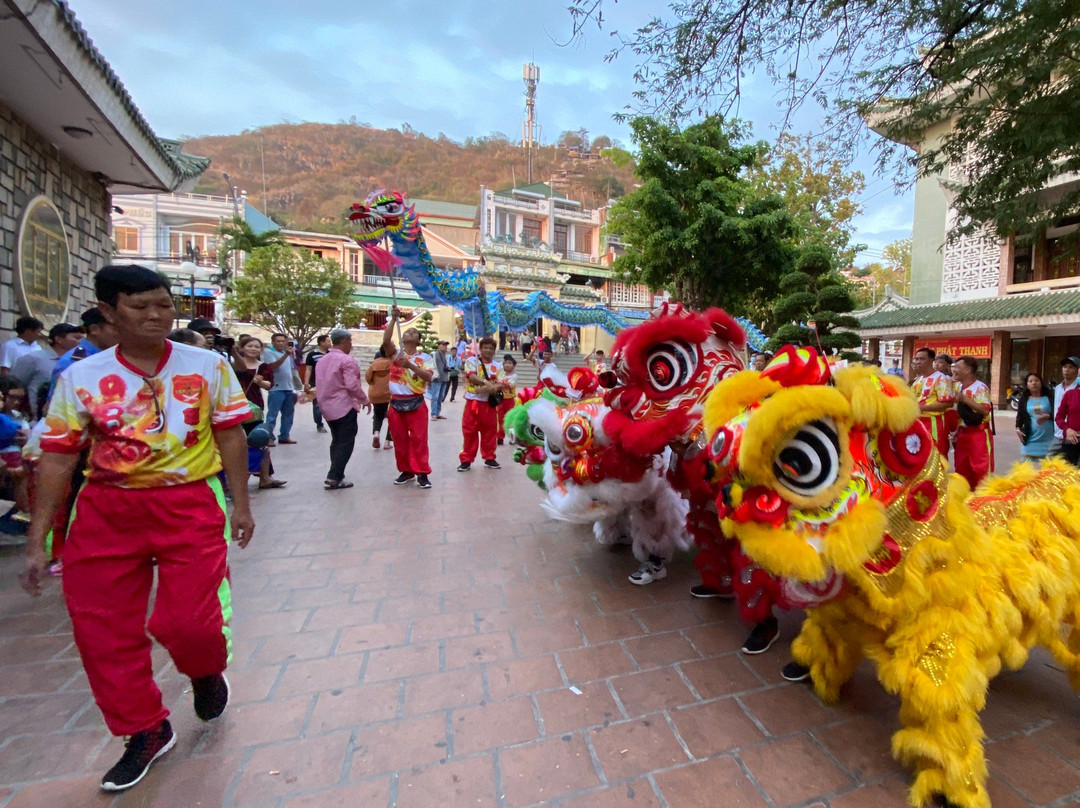 Mieu Ba Chua Xu Nui Sam-朱笃必去景点