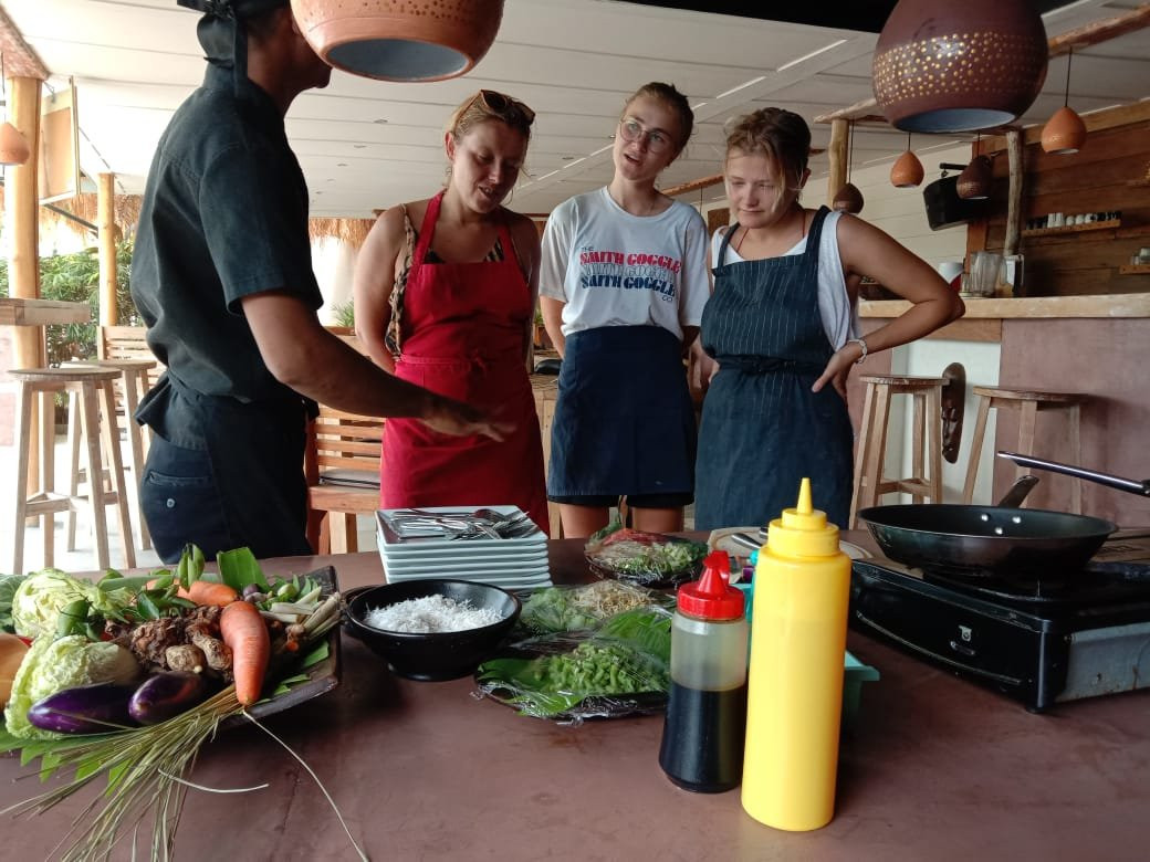 SELONG BELANAK COOKING CLASS-Selong Belanak必去景点