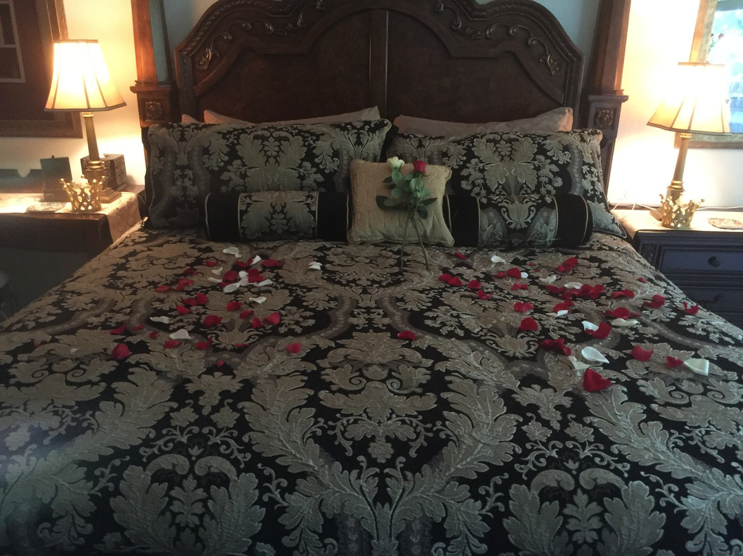 Potter's Foothill House B&B主图