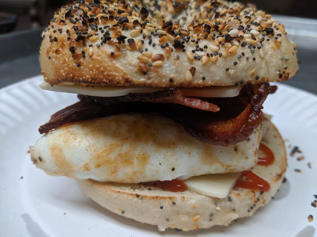 Washington餐馆和美食-Maria's Bagels