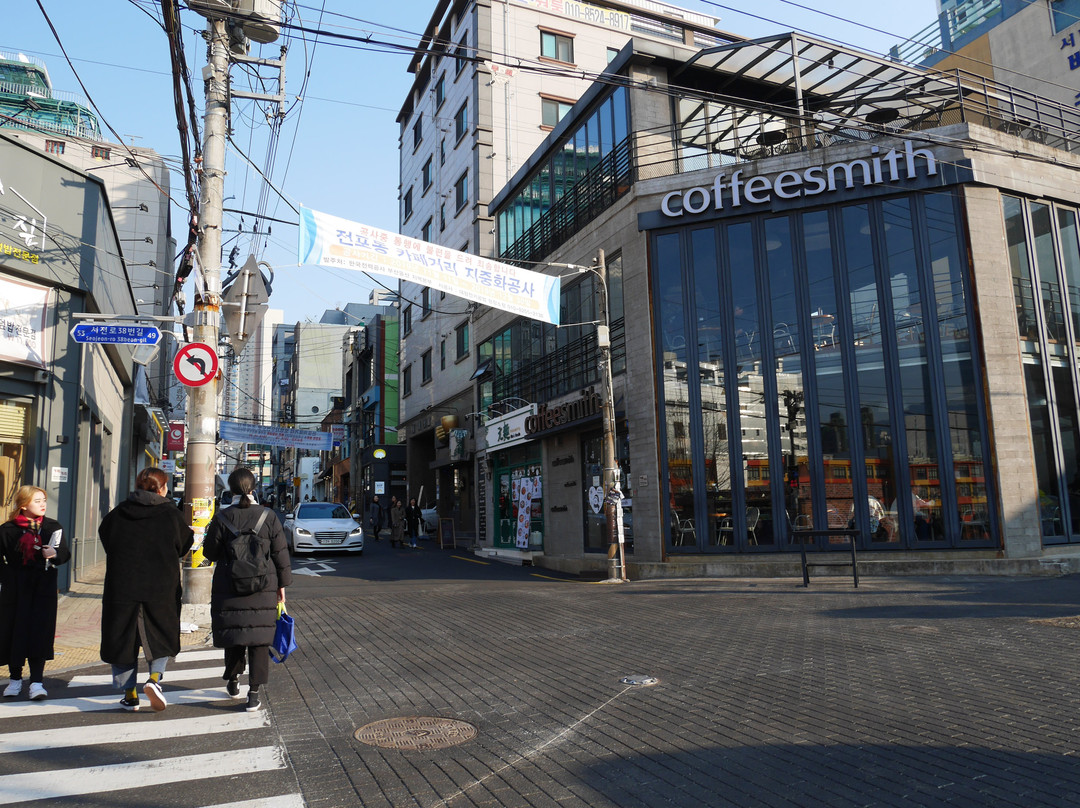 Jeonpo Cafe Street-釜山必去景点