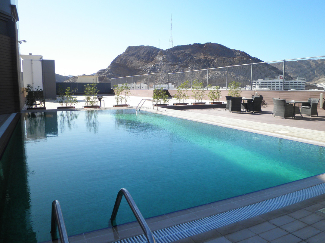 Golden Tulip Headington Ruwi主图