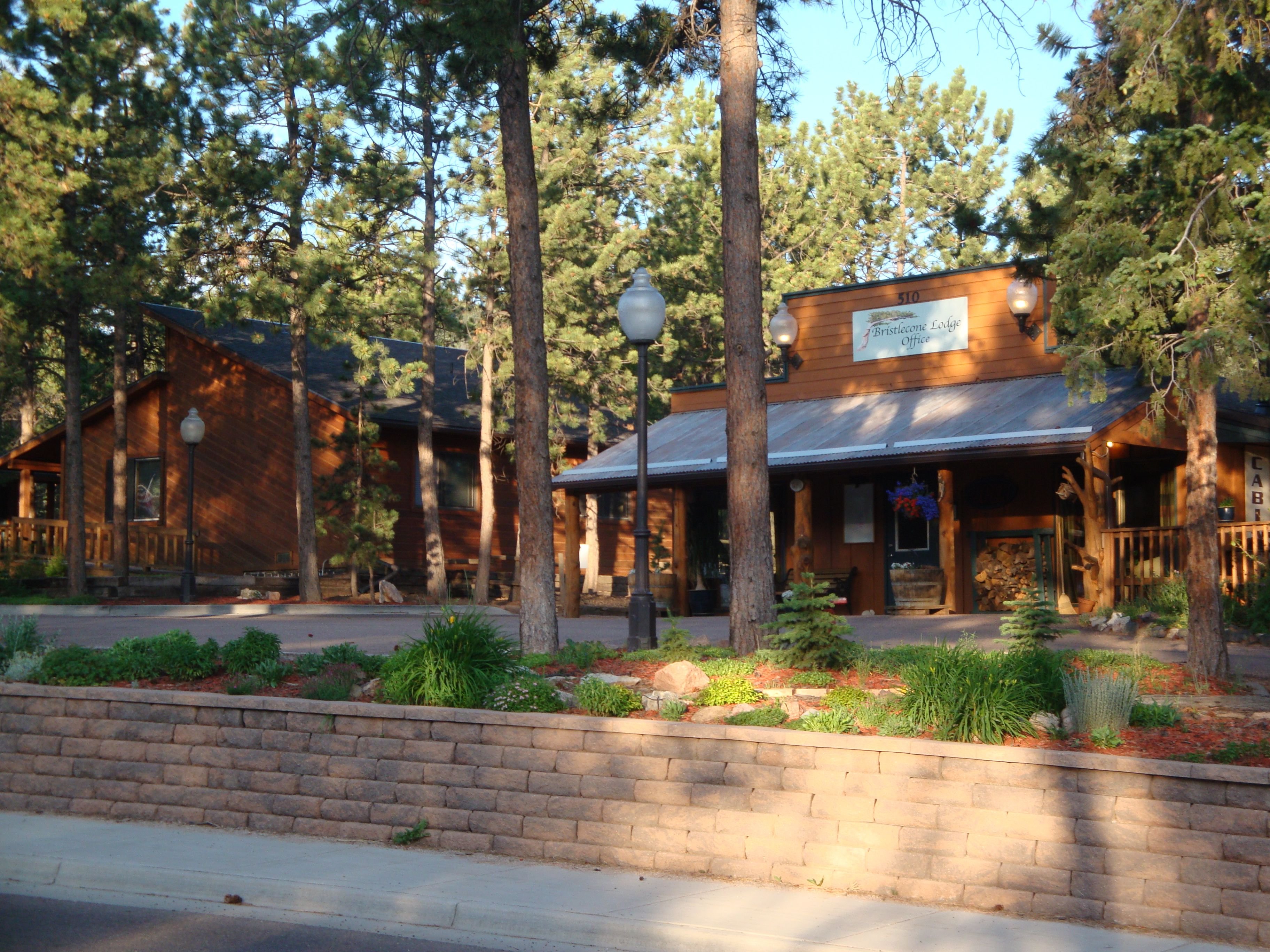 Bristlecone Lodge-官方