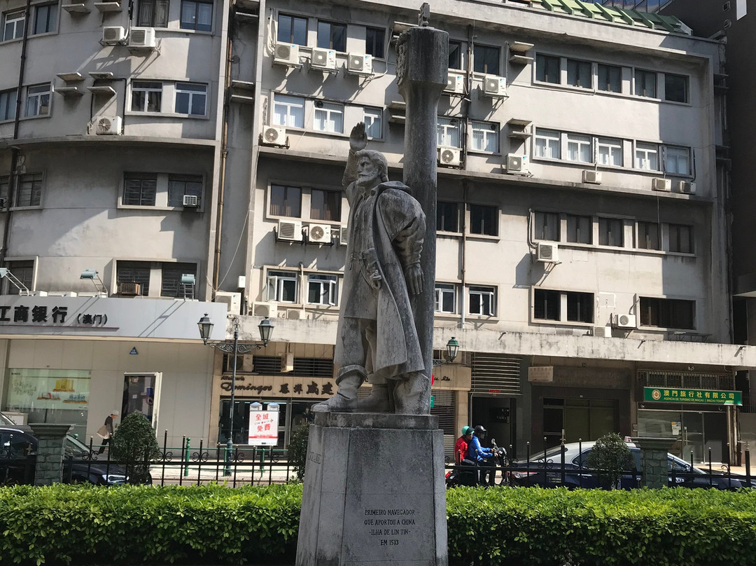 佐治･欧华利塑像-澳门必去景点