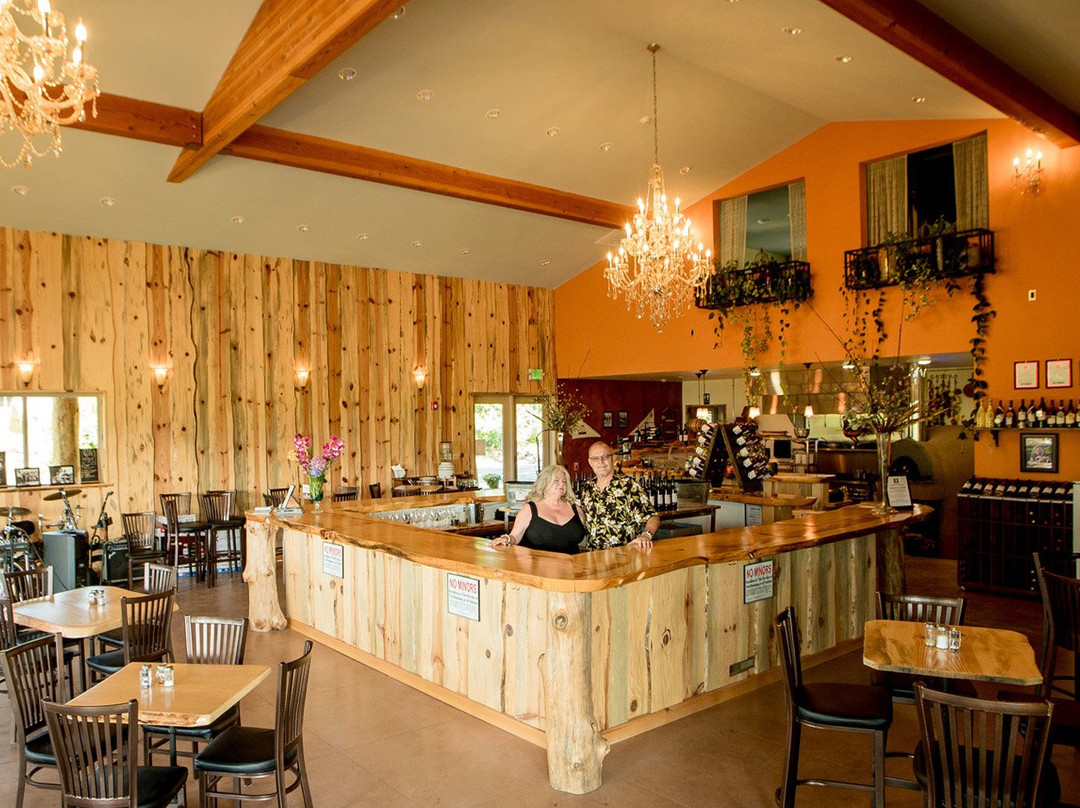 Hood Crest Winery and Distillers-胡德里弗必去景点