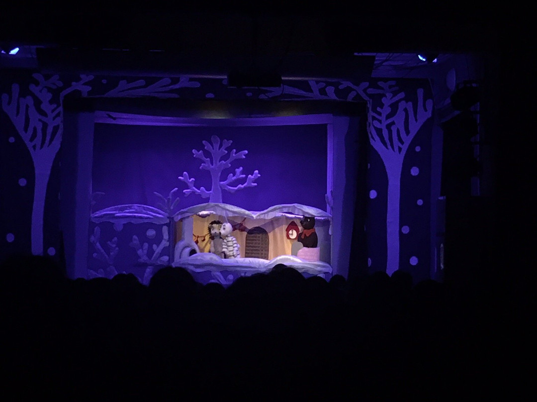 Volgogradskiy Oblastnoy Teatr Kukol景点图片