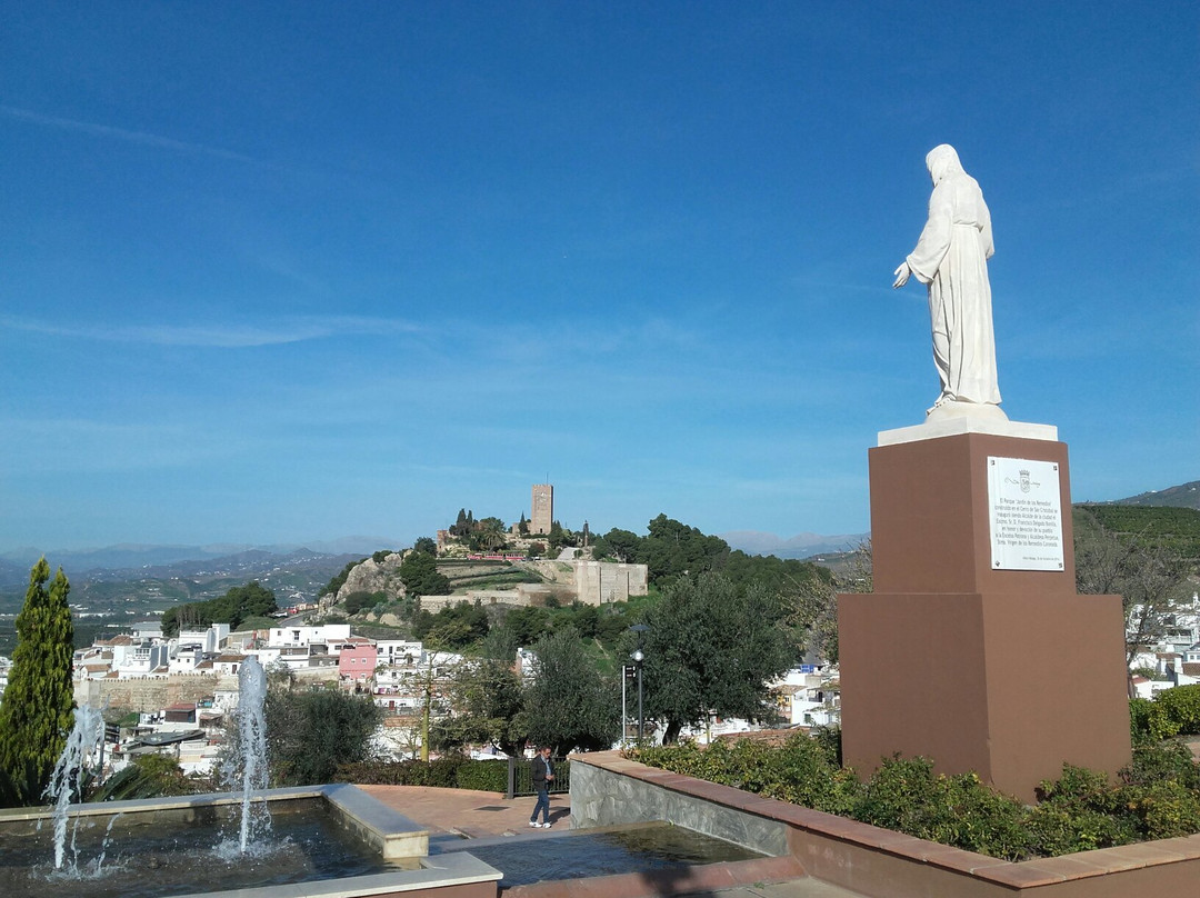 Ermita de Nuestra Senora de los Remedios景点图片