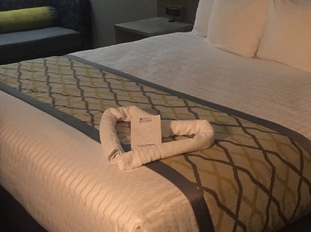 Best Western Plus Bloomington East Hotel主图