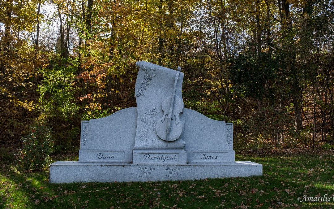 Hope Cemetery-Barre必去景点